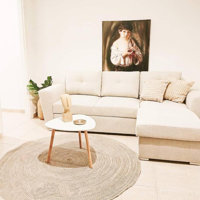 New Modern Flat Pyrgos Centre Olympia Pírgos Exterior foto